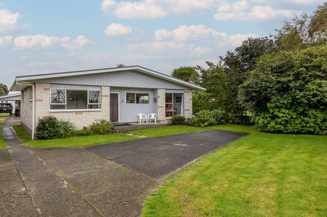 Photo of property in 324 Te Moana Road, Waikanae, 5036
