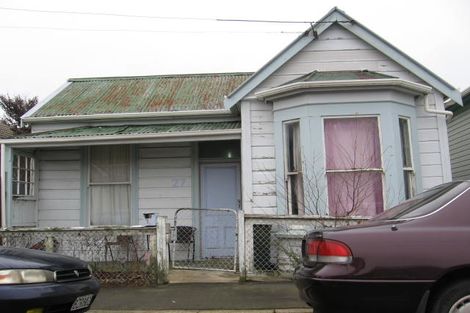 Photo of property in 27 Wesley Street, South Dunedin, Dunedin, 9012
