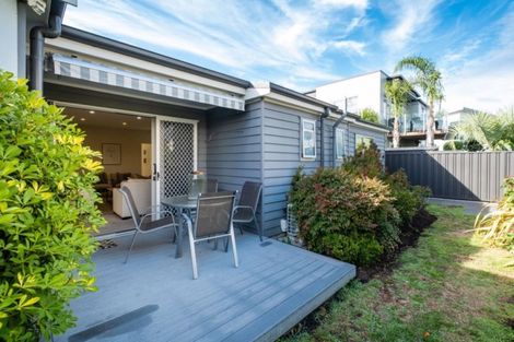 Photo of property in 16 Ferguson Avenue, Westshore, Napier, 4110
