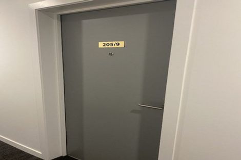 Photo of property in 205/9 Madeira Lane, Grafton, Auckland, 1023