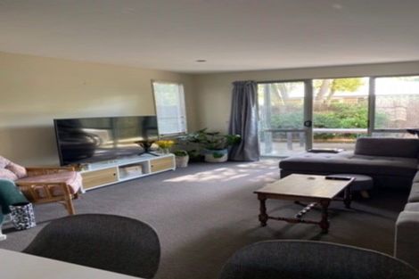 Photo of property in 4/39 Derby Street, St Albans, Christchurch, 8014