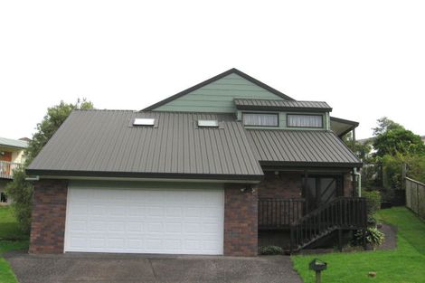 Photo of property in 48 Vintage Drive, Henderson, Auckland, 0612