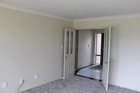 Photo of property in 55 Erlestoke Crescent, Churton Park, Wellington, 6037