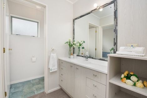 Photo of property in 1/21 Rawhiti Road, Manly, Whangaparaoa, 0930