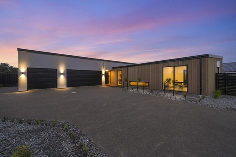 Photo of property in 27 Goldie Drive, Rangiora, 7400