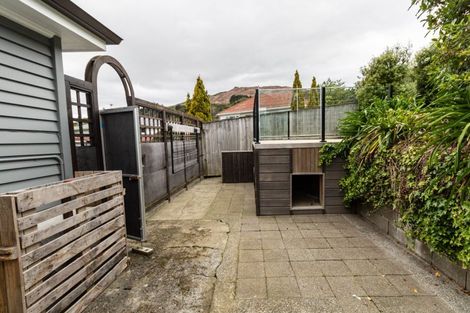 Photo of property in 30c Collins Avenue, Tawa, Wellington, 5028