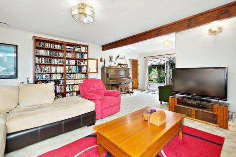 Photo of property in 86 Rawhiti Road, Pukerua Bay, 5026