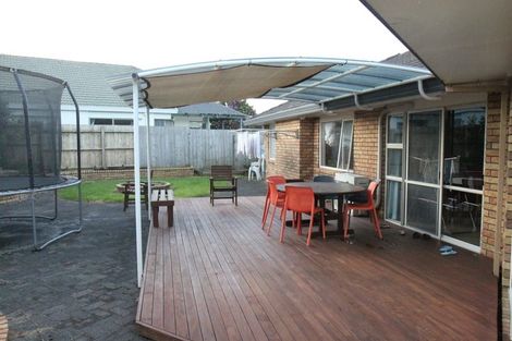 Photo of property in 21 Suncrest Drive, West Harbour, Auckland, 0618