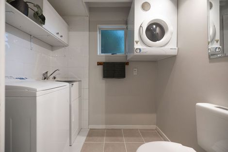 Photo of property in 257 Fernhill Road, Sunshine Bay, Queenstown, 9300