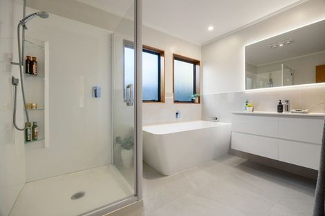 Photo of property in 100 Totara Drive, Pukete, Hamilton, 3200