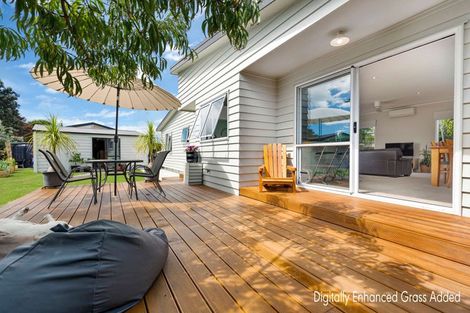 Photo of property in 243 Gravatt Road, Papamoa Beach, Papamoa, 3118