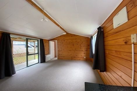 Photo of property in 30 Leaver Place, Weymouth, Auckland, 2103
