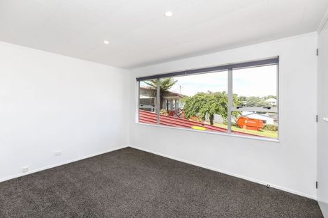 Photo of property in 5c Tahurangi Place, Spotswood, New Plymouth, 4310