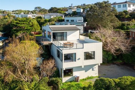 Photo of property in 45 London Road, Korokoro, Lower Hutt, 5012