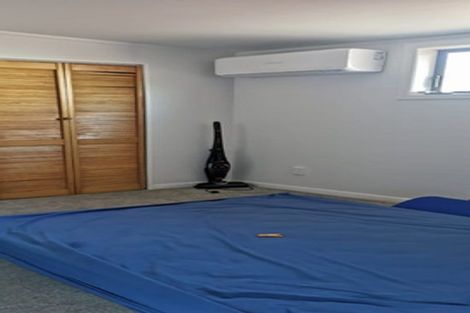 Photo of property in 10 Wattle Street, New Lynn, Auckland, 0600