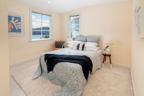 Photo of property in 50 The Crescent, Roseneath, Wellington, 6011