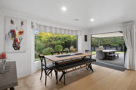 Photo of property in 9 Ellivani Rise, Pukekohe, 2120