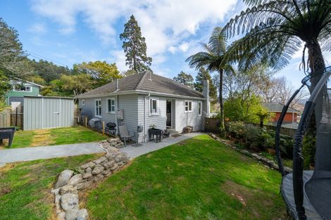 Photo of property in 38 Hine Road, Wainuiomata, Lower Hutt, 5014