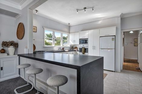 Photo of property in 58 Regan Street, Stratford, 4332