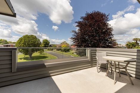 Photo of property in 23 Links View Drive, Omokoroa, 3114