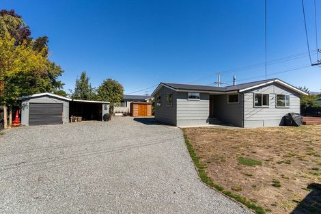 Photo of property in 43 Jollie Road, Twizel, 7901
