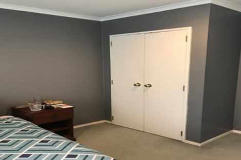 Photo of property in Tuscany Towers, 3/1 Ambrico Place, New Lynn, Auckland, 0600