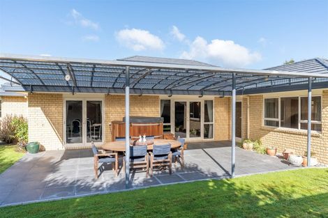 Photo of property in 11 Toi Toi Place, Flagstaff, Hamilton, 3210