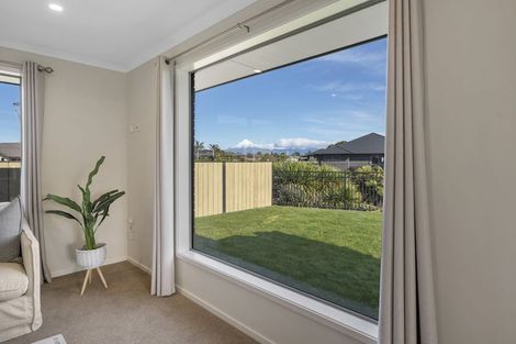 Photo of property in 17 Waitaha Place, Bell Block, New Plymouth, 4312