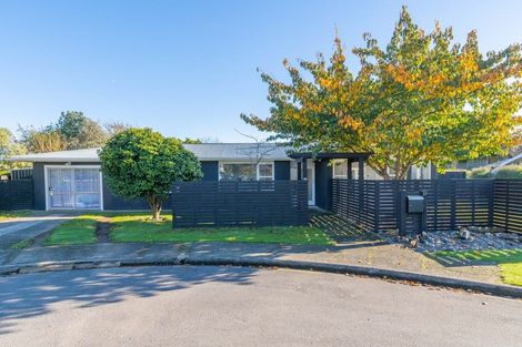Photo of property in 27 Callender Terrace, Paraparaumu Beach, Paraparaumu, 5032