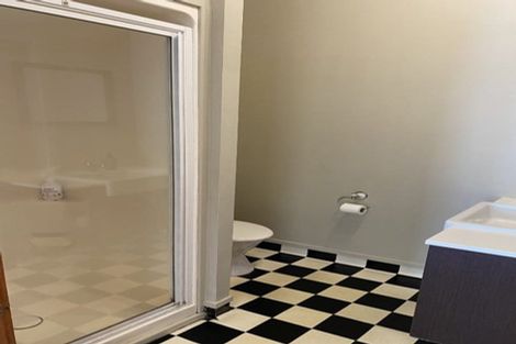 Photo of property in 1/12 Murphy Street, Thorndon, Wellington, 6011