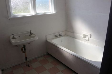 Photo of property in 20 Taraire Crescent, Otangarei, Whangarei, 0112