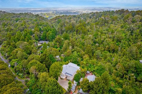 Photo of property in 709 Scenic Drive, Henderson Valley, Auckland, 0612