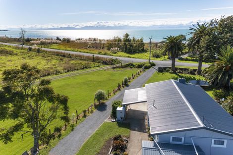 Photo of property in 1335 East Coast Road, Redvale, Albany, 0794