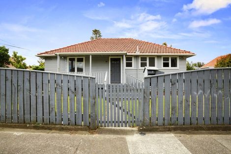 Photo of property in 7 Tilbury Street, Fairfield, Lower Hutt, 5011