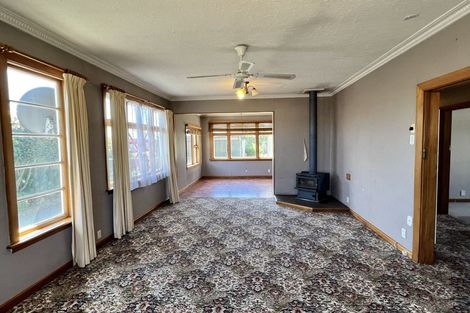 Photo of property in 33 Neill Street, Hornby, Christchurch, 8042