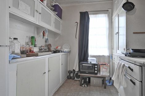 Photo of property in 305 Avenue Road West, Hastings, 4122