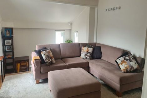 Photo of property in 15 Rosalind Road, Glenfield, Auckland, 0629