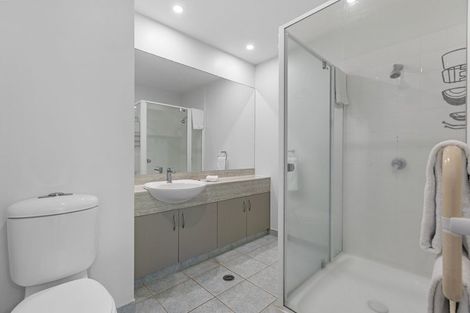 Photo of property in Beaumont Apartments, 7/12 Maunganui Road, Mount Maunganui, 3116
