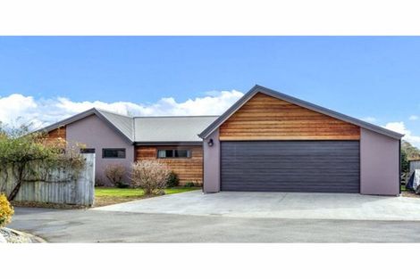 Photo of property in 18 Wanderers Avenue, Brightwater, 7022