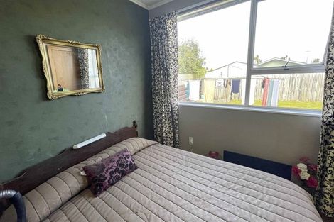 Photo of property in 77 O'byrne Place, Waikiwi, Invercargill, 9810