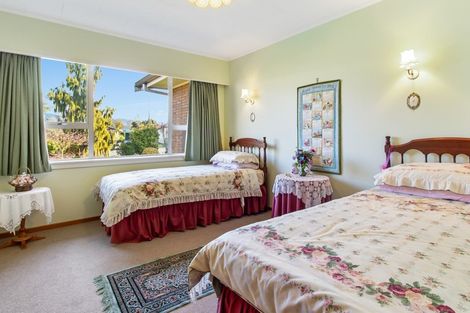 Photo of property in 69 Rhodes Street, Waimate, 7924