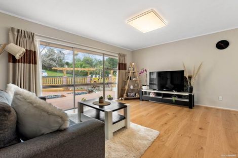 Photo of property in 16 Dellwood Avenue, Henderson, Auckland, 0612