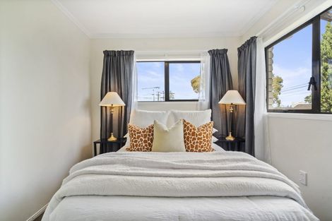 Photo of property in 2/39 Stanley Avenue, Milford, Auckland, 0620