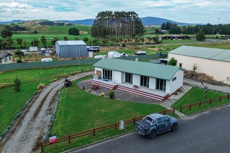 Photo of property in 5 Mcfeely Street, Tuatapere, 9620