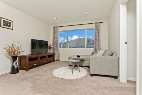 Photo of property in 61 Madison Terrace, Silverdale, 0932