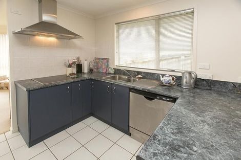 Photo of property in 54 Elan Place, Stanmore Bay, Whangaparaoa, 0932