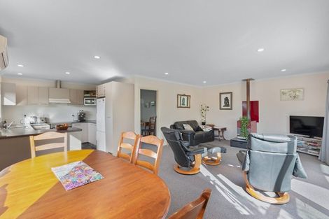 Photo of property in 74 Woodside Road, Woodside, Outram, 9073