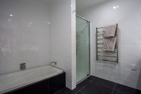 Photo of property in 19 Balmoral Lane, Redcliffs, Christchurch, 8081