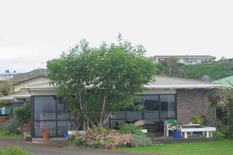 Photo of property in 32 The Esplanade, Omokoroa, 3114