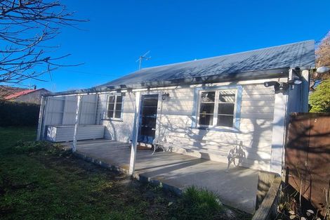 Photo of property in 8 Queen Street, Springfield, 7681